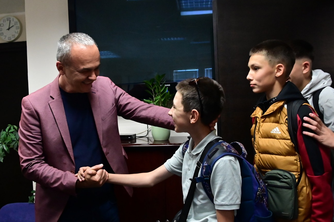 Surčin dočekao đake iz Kosova i Metohije
